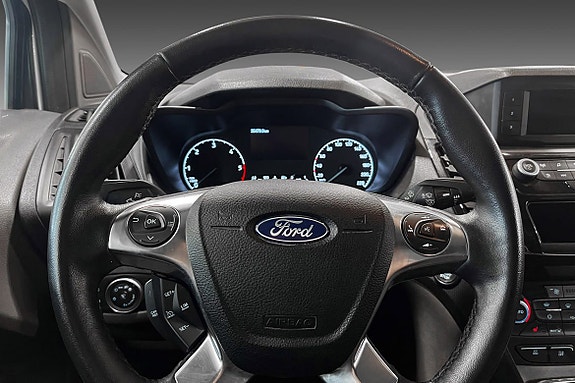 Ford Transit Connect 17 of 28