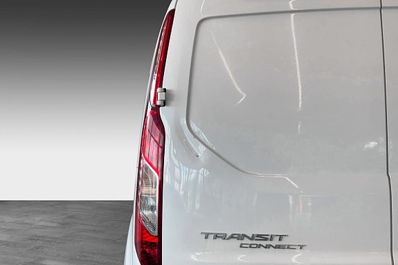 Ford Transit Connect 7 of 28