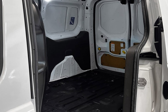 Ford Transit Connect 12 of 28