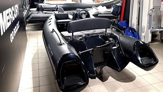 Grand 380 Ultimate Black Edition // Mercury F 20 ELPT EFI // Innbytte/Finans 4 of 11