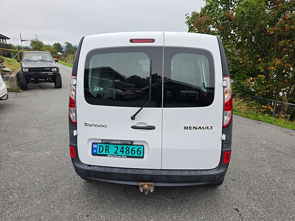 Renault Kangoo Express 18 of 22