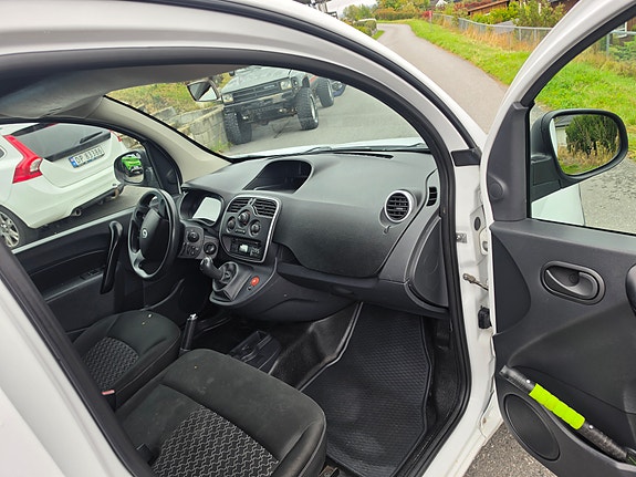 Renault Kangoo Express 21 of 22