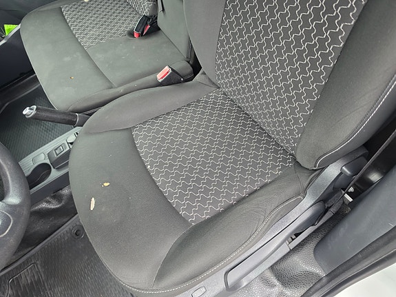 Renault Kangoo Express 2 of 22