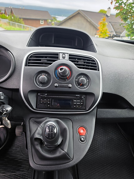 Renault Kangoo Express 3 of 22