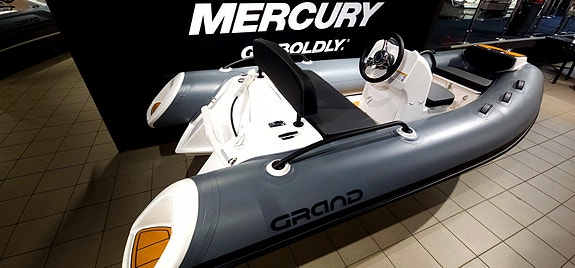 Grand 380 Golden Line Classic // Mercury F 10 (15/20) EFI // Innbytte/Finans 3 of 9