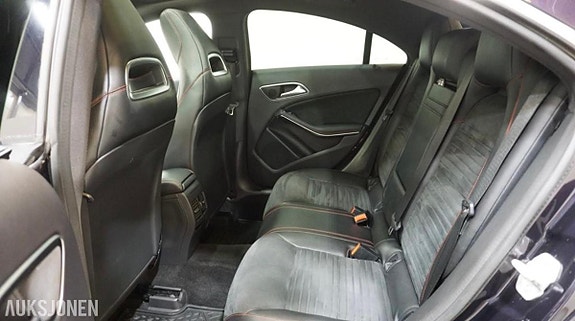 Mercedes-Benz CLA 7 of 11
