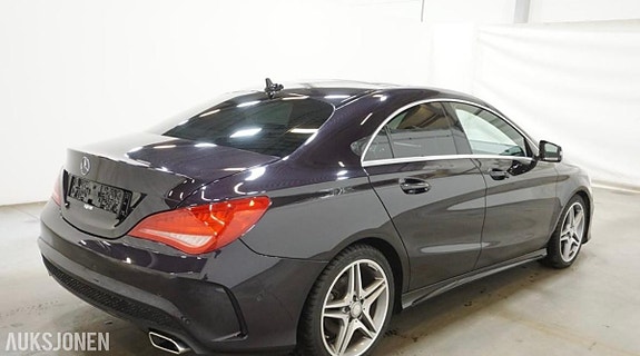 Mercedes-Benz CLA 3 of 11