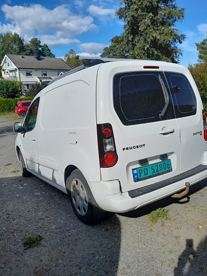 Peugeot Partner 3 of 5