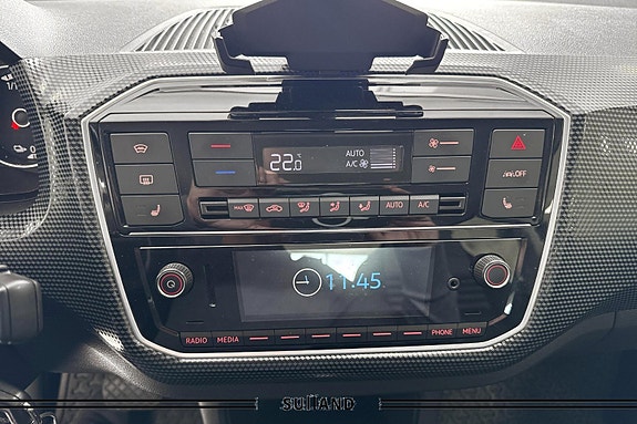 Volkswagen UP! 23 of 28