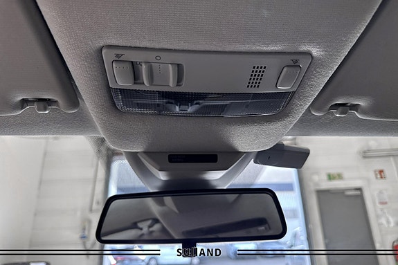 Volkswagen UP! 27 of 28