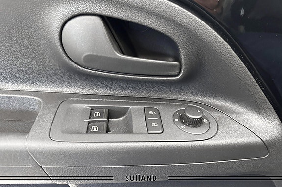 Volkswagen UP! 20 of 28