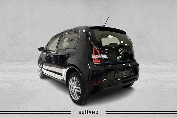 Volkswagen UP! 3 of 28