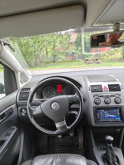 Volkswagen Touran 19 of 25