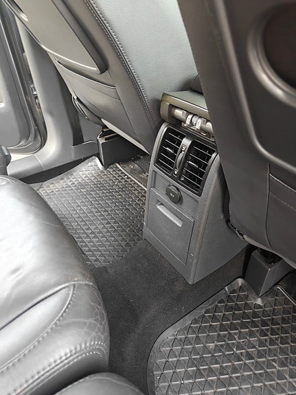 Volkswagen Touran 8 of 25