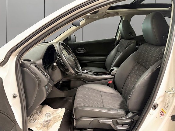 Honda HR-V 10 of 30
