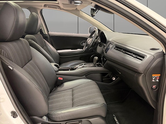 Honda HR-V 30 of 30