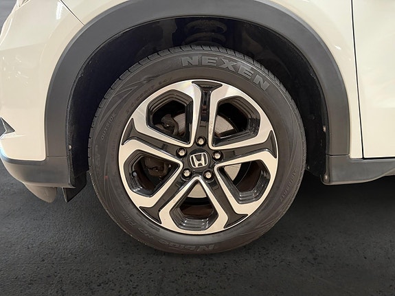 Honda HR-V 9 of 30