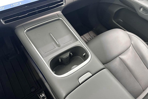 XPeng G6 24 of 30