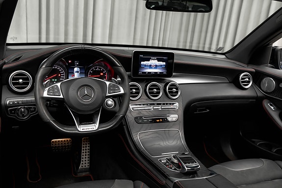 Mercedes-Benz GLC43 23 of 30