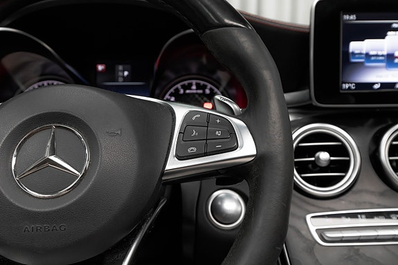 Mercedes-Benz GLC43 30 of 30