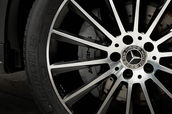 Mercedes-Benz GLC43 8 of 30