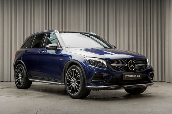 Mercedes-Benz GLC43 2 of 30
