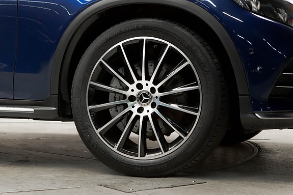 Mercedes-Benz GLC43 9 of 30