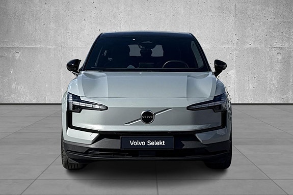 Volvo EX30 3 of 26