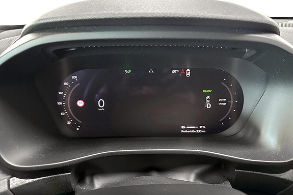 Volvo XC40 8 of 22