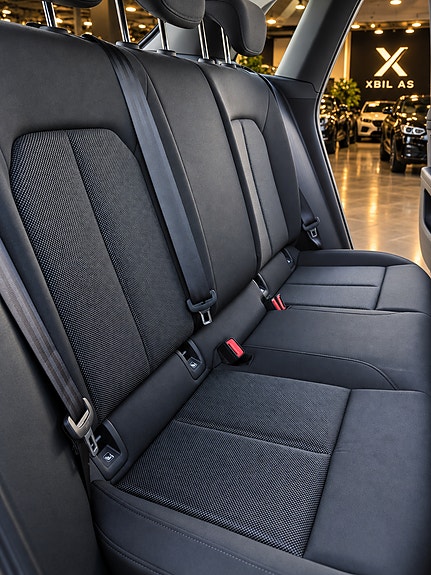 Audi Q4 e-tron 10 of 11