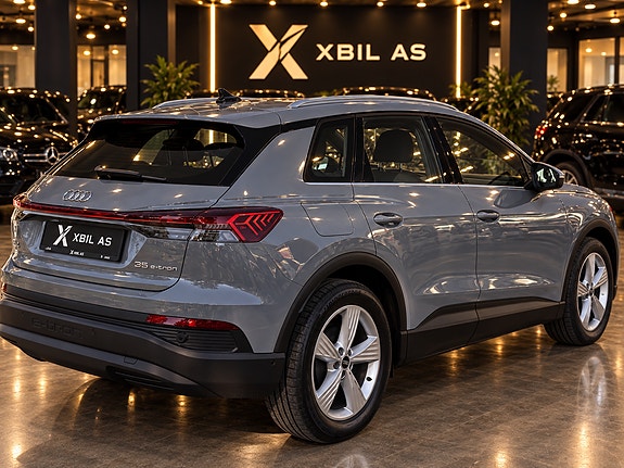 Audi Q4 e-tron 4 of 11