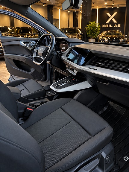 Audi Q4 e-tron 8 of 11
