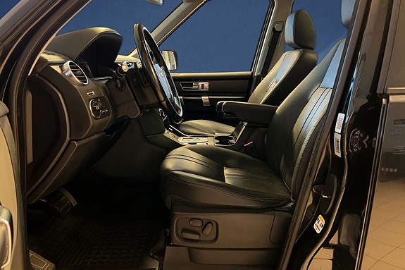 Land Rover Discovery 4 10 of 19