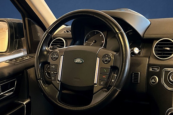 Land Rover Discovery 4 17 of 19