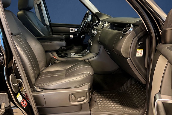 Land Rover Discovery 4 12 of 19