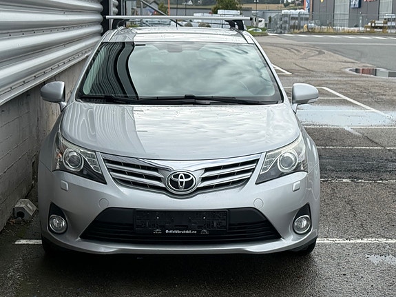 Toyota Avensis 3 of 25