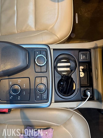 Mercedes-Benz M-Klasse 19 of 26