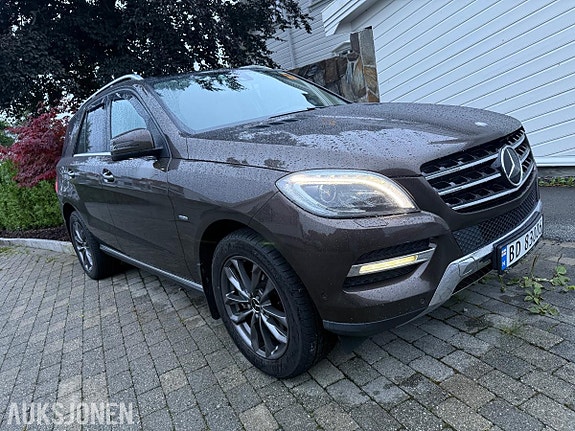Mercedes-Benz M-Klasse 3 of 26