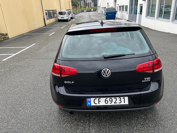 Volkswagen Golf VII 5 of 23