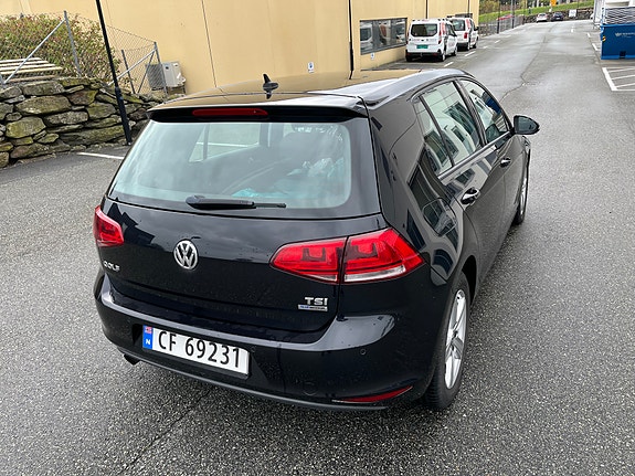 Volkswagen Golf VII 3 of 23