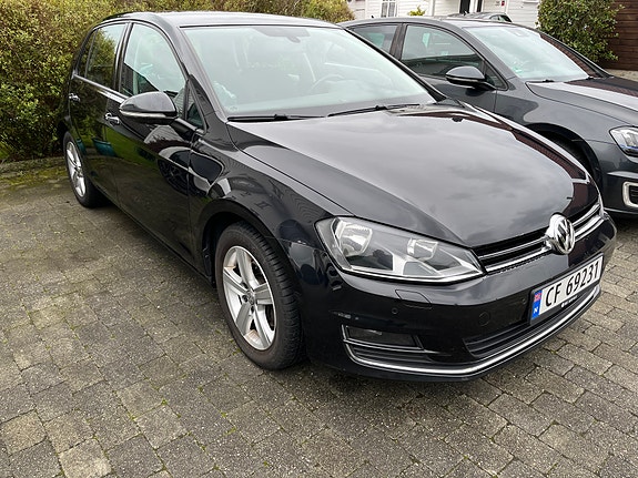 Volkswagen Golf VII 2 of 23