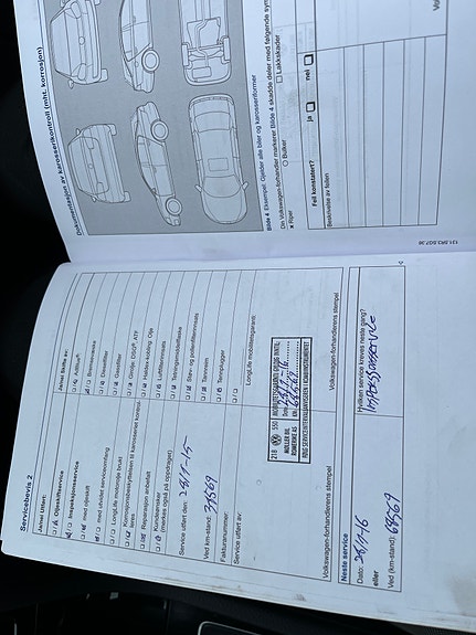 Volkswagen Golf VII 21 of 23