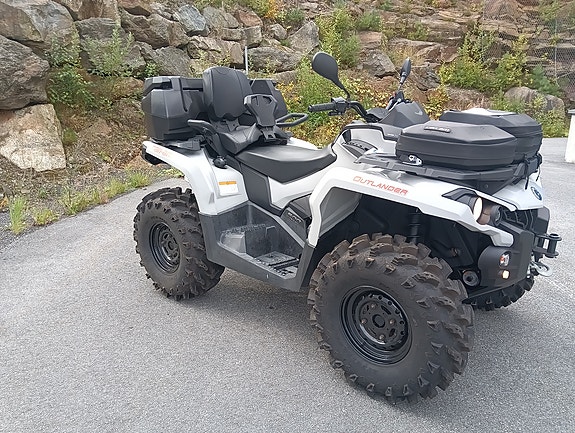 Can-Am Outlander Max 2 of 20