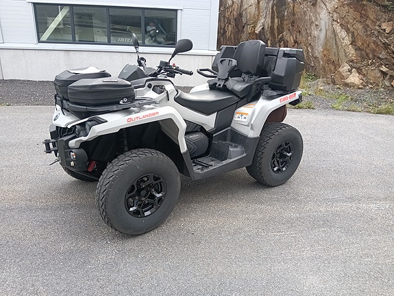 Can-Am Outlander Max 17 of 20