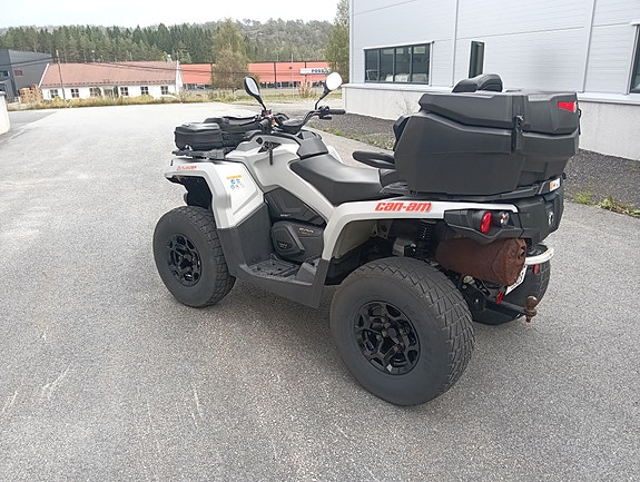 Can-Am Outlander Max 16 of 20