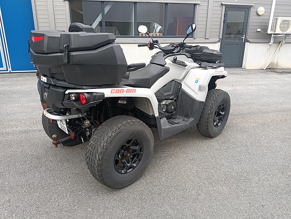 Can-Am Outlander Max 14 of 20