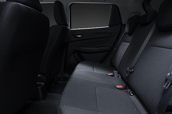 Suzuki Swift 24 of 28