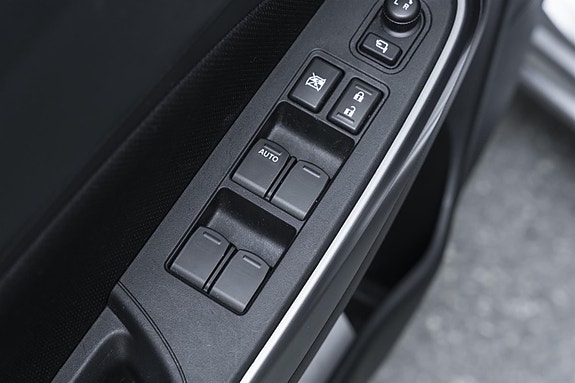 Suzuki Swift 22 of 28