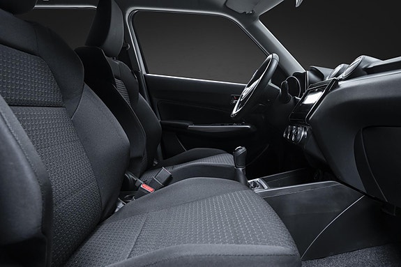 Suzuki Swift 27 of 28