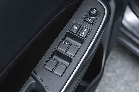 Suzuki Swift 20 of 26